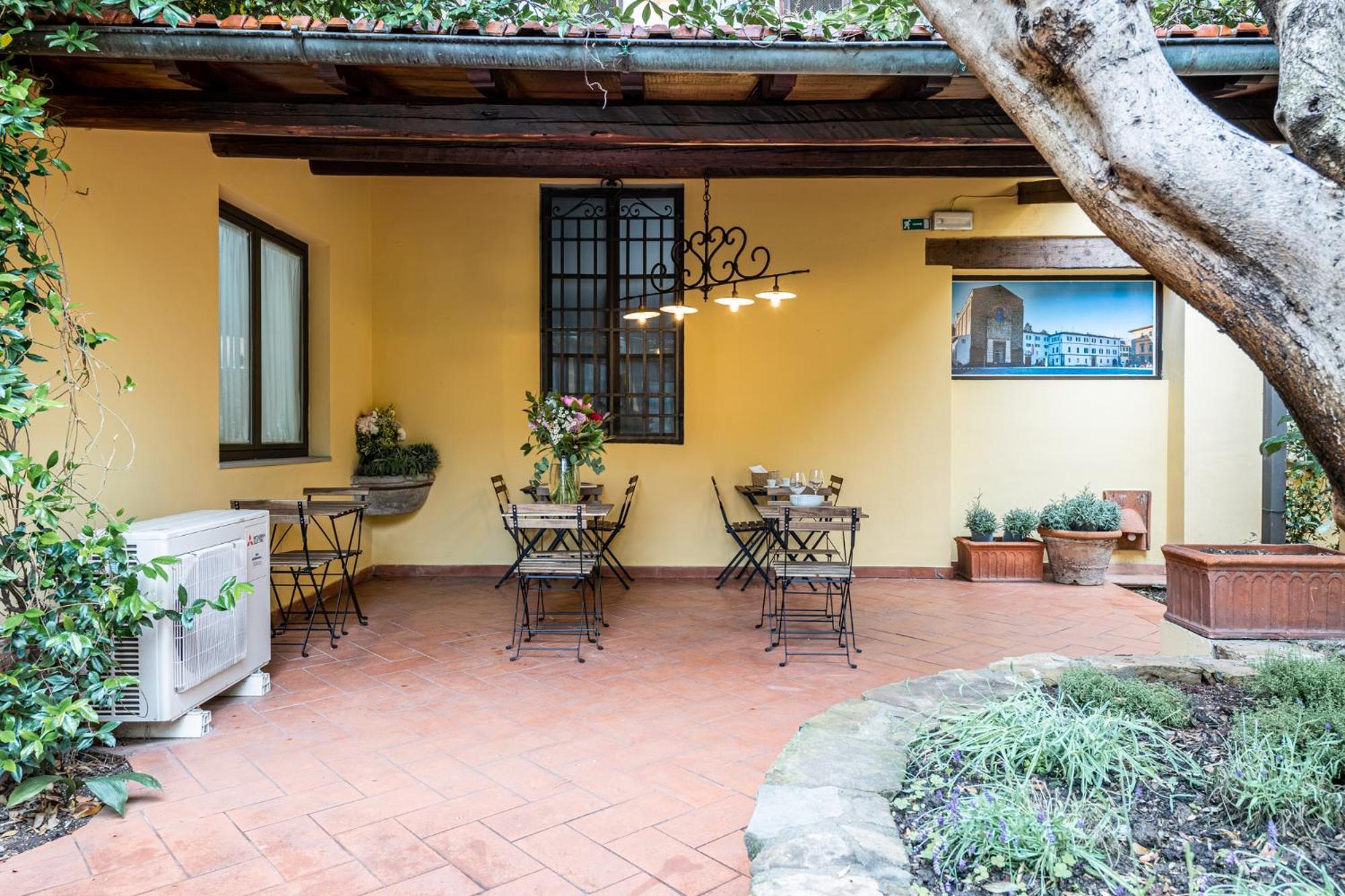 Cortile Santa Monaca Lejlighed Firenze Eksteriør billede